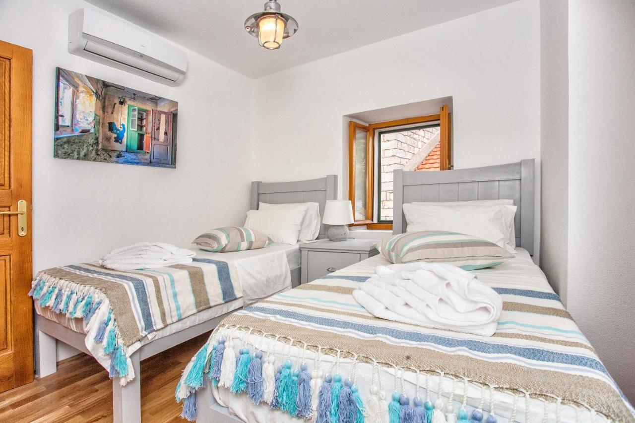 Villa Ruza, Donja Lastva Τίβατ Δωμάτιο φωτογραφία
