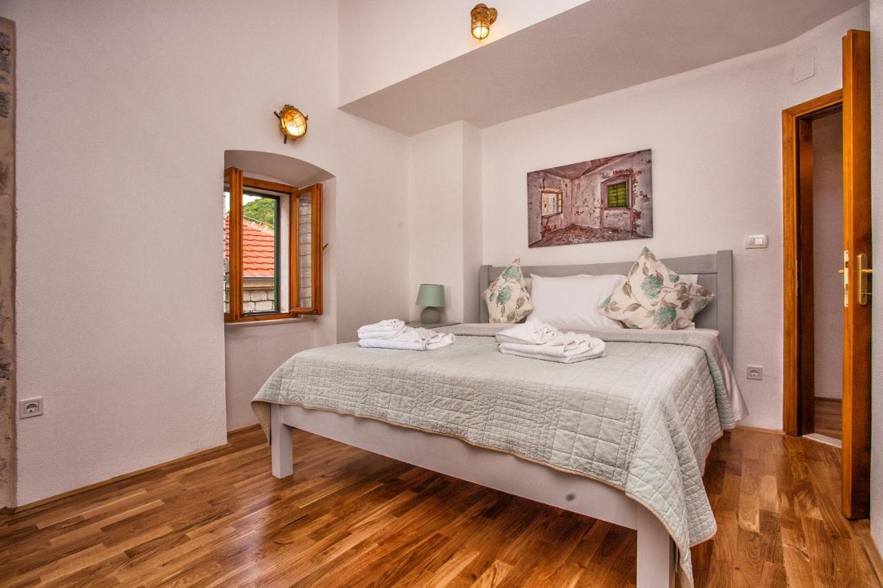 Villa Ruza, Donja Lastva Τίβατ Δωμάτιο φωτογραφία
